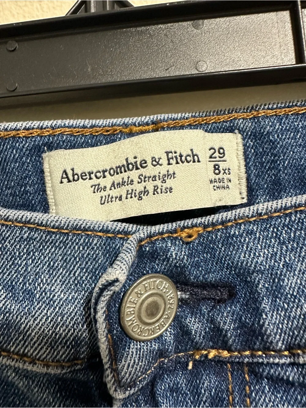 Women’s Abercrombie & Fitch Ultra High Rise Ankle Straight Distressed Jeans